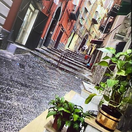 Casa Mari' Centro Storico Vicino Hotel Caracciolo 나폴리 외부 사진